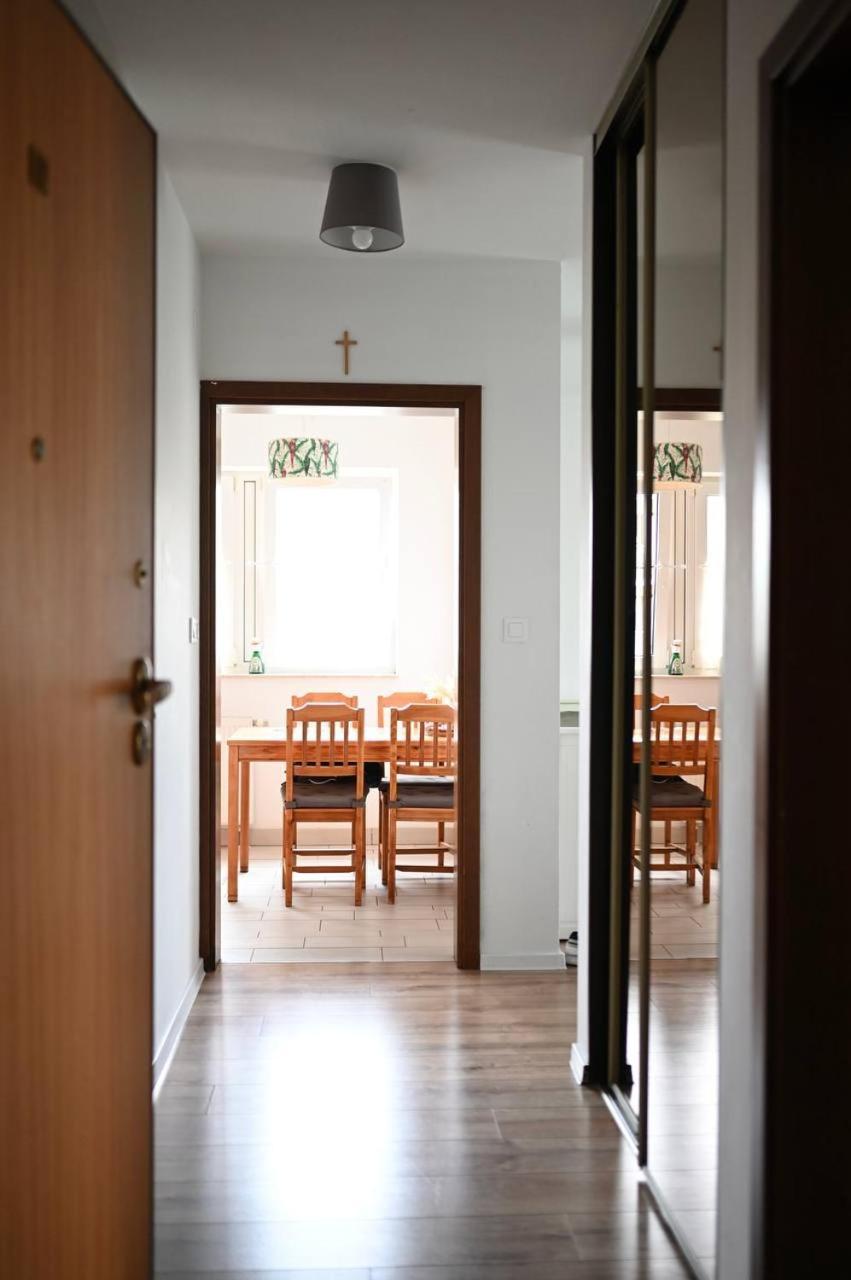 Dwa Oddzielne Pry Metro Kondratowicza Apartament Warszawa